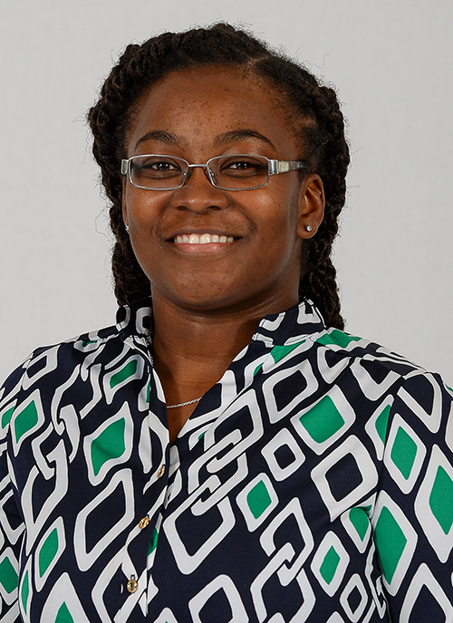 Christina Bacon Headshot