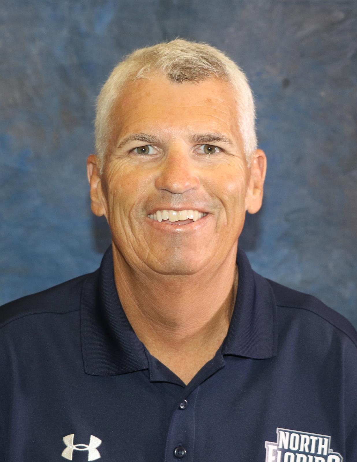 Tim Parenton headshot