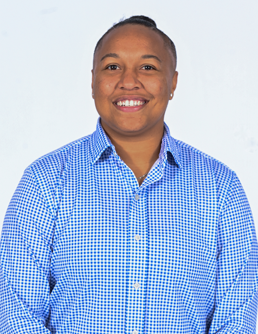 Sydnei headshot 2023