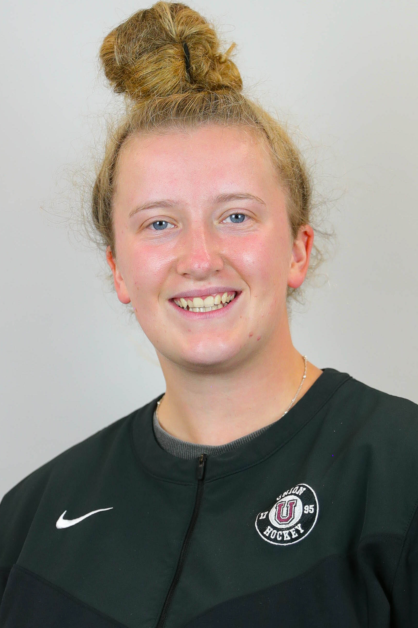 Courtney Hall - Headshot