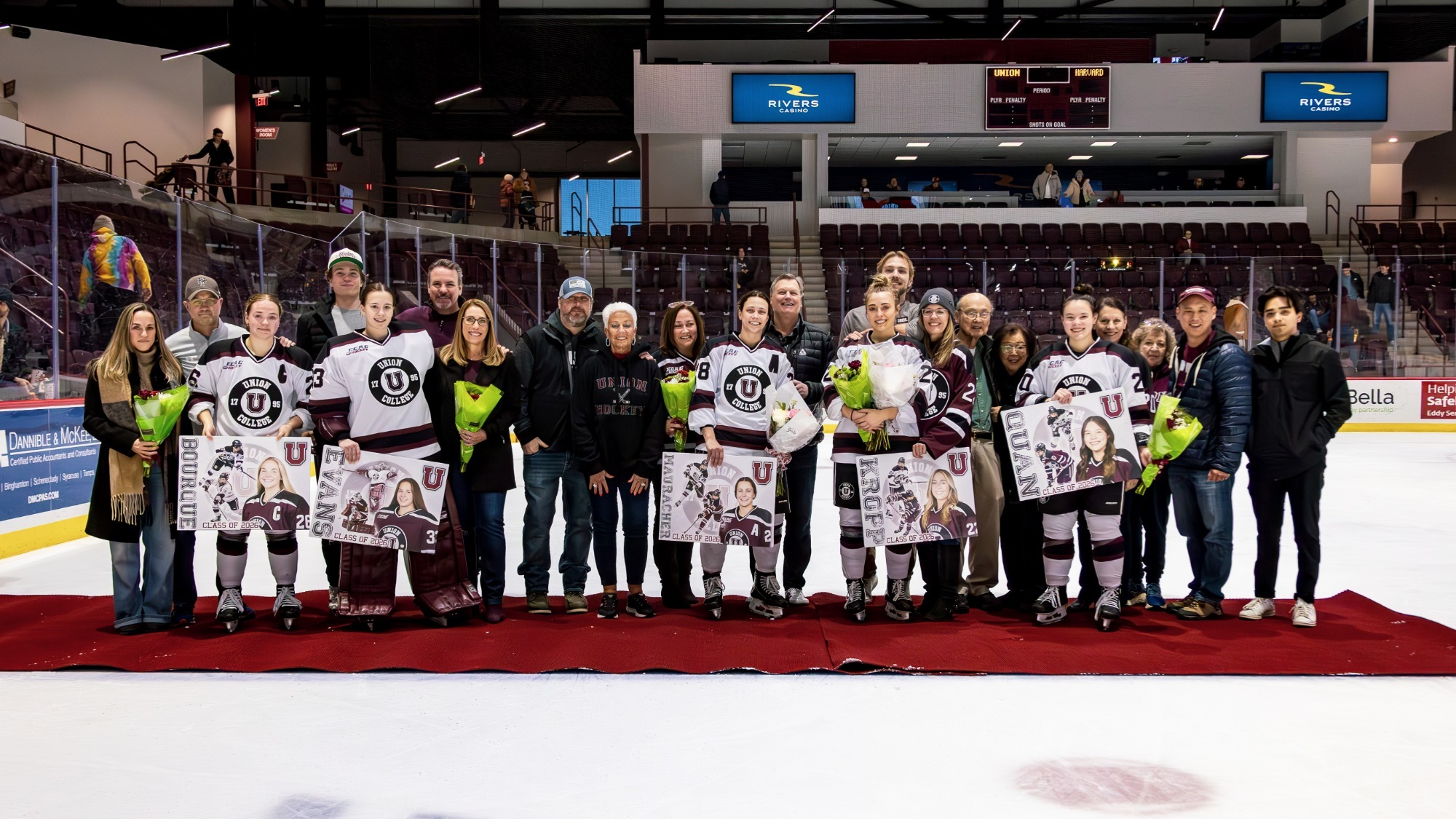 Union WHOC Senior Photo 25-26