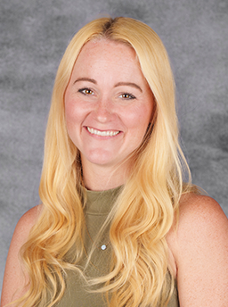 Asst. Diving Coach Rachel Pearson