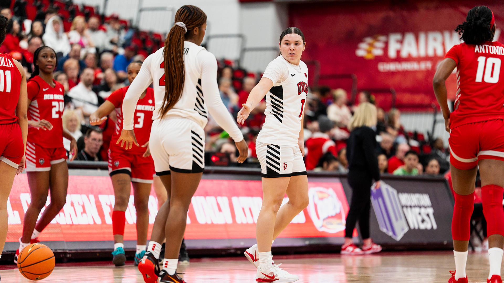 Destiny Leo and Aaliyah Alexander