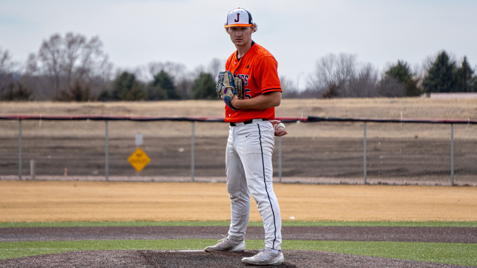 The Jimmie baseball team split a doubleheader with Bemidji State on April 8, 2026.