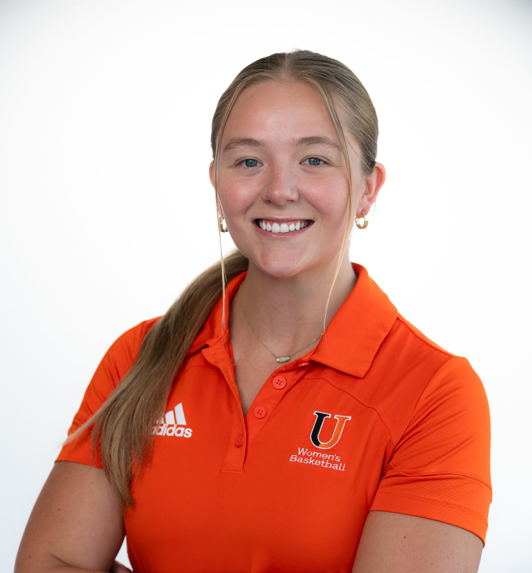 Faith Brintle Headshot
