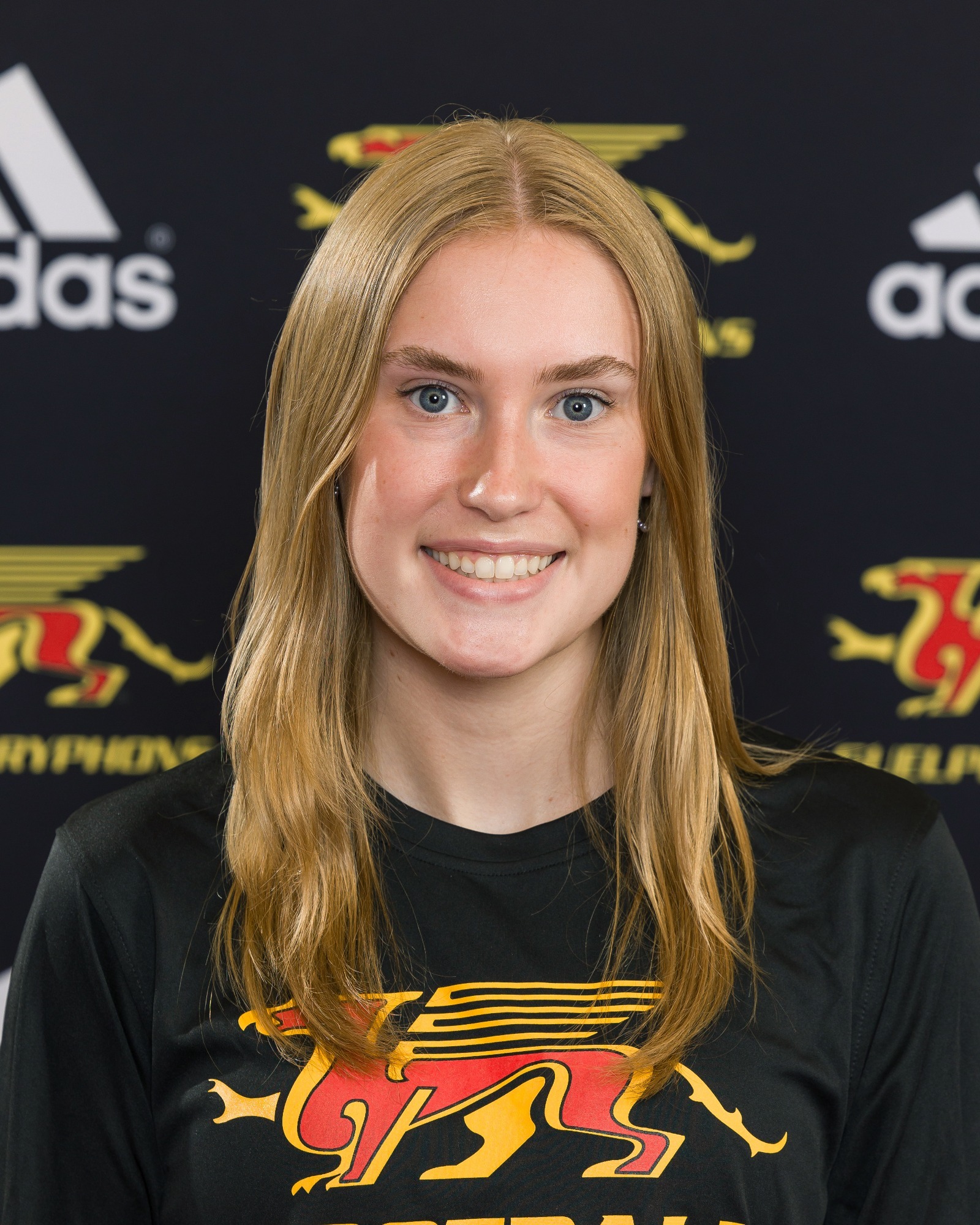 Grace Manderson Head Shot
