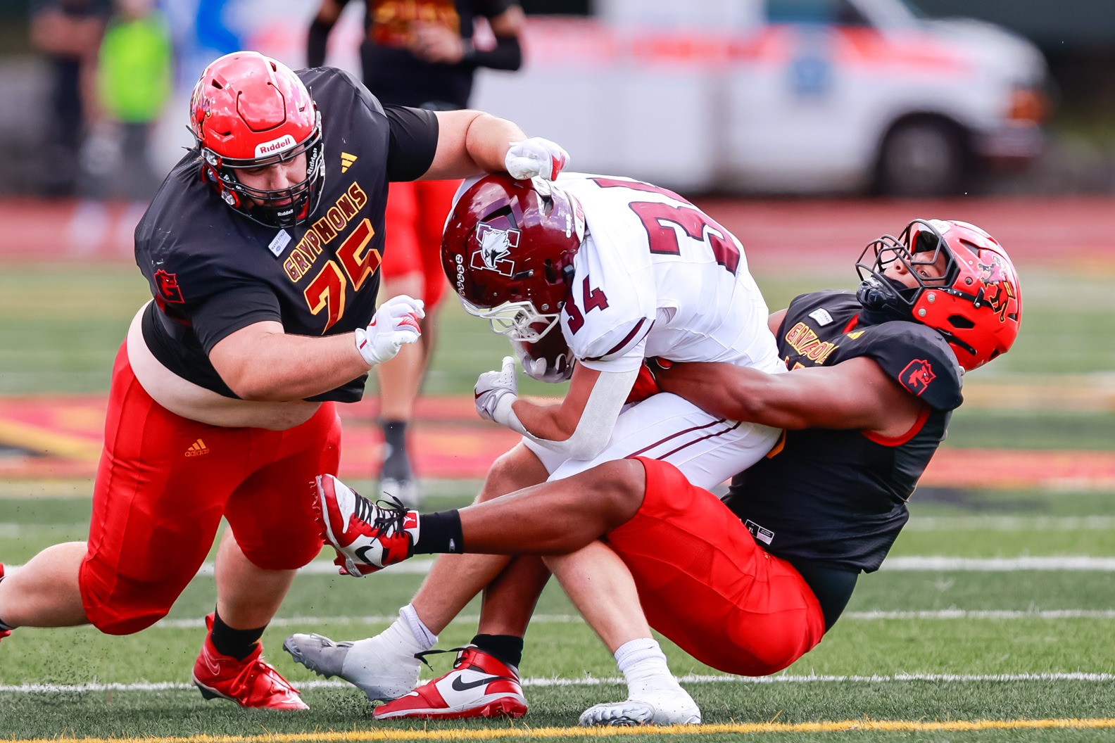 Gryphon football defence vs McMaster