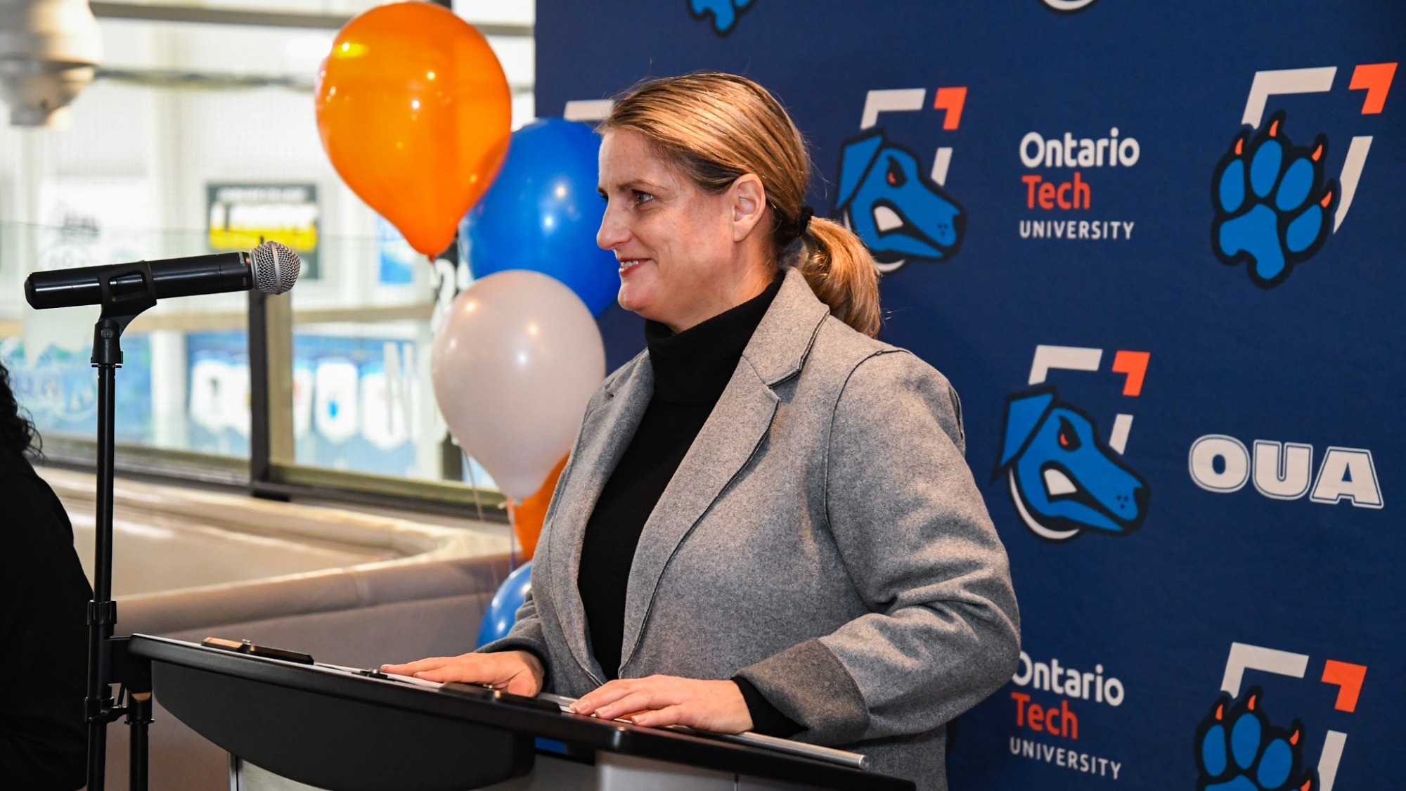 Audra Sherman speaking at Her Way to Play.