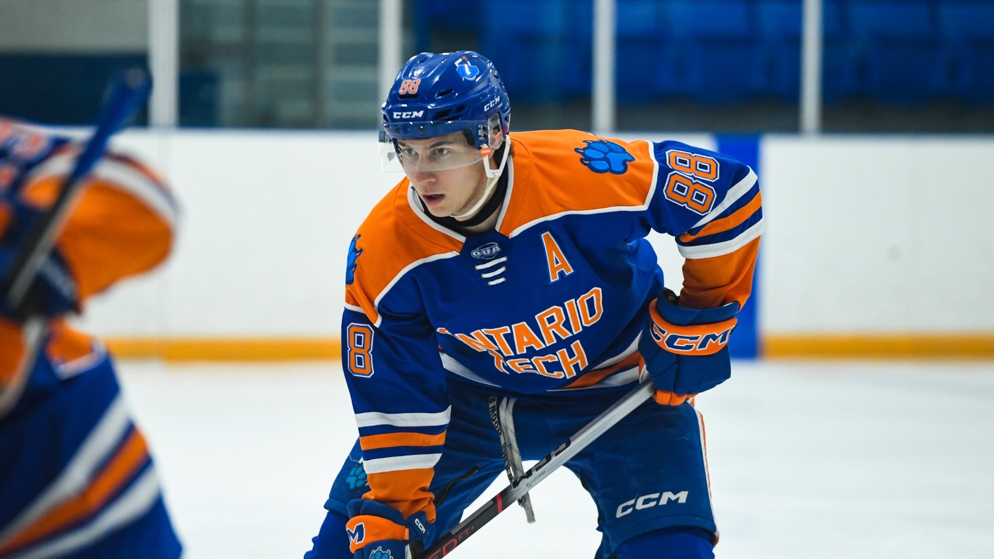 Gaberiel Bernier at a faceoff.