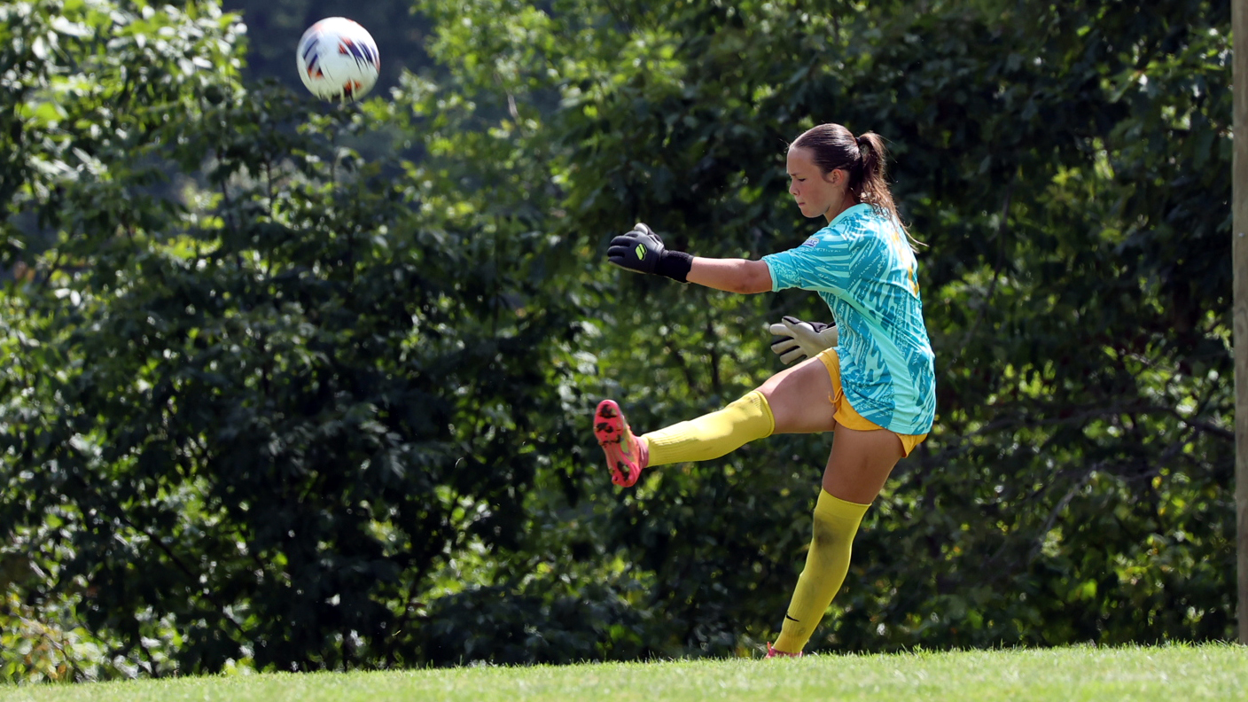 Cardillo, Gianna-Action Photo2