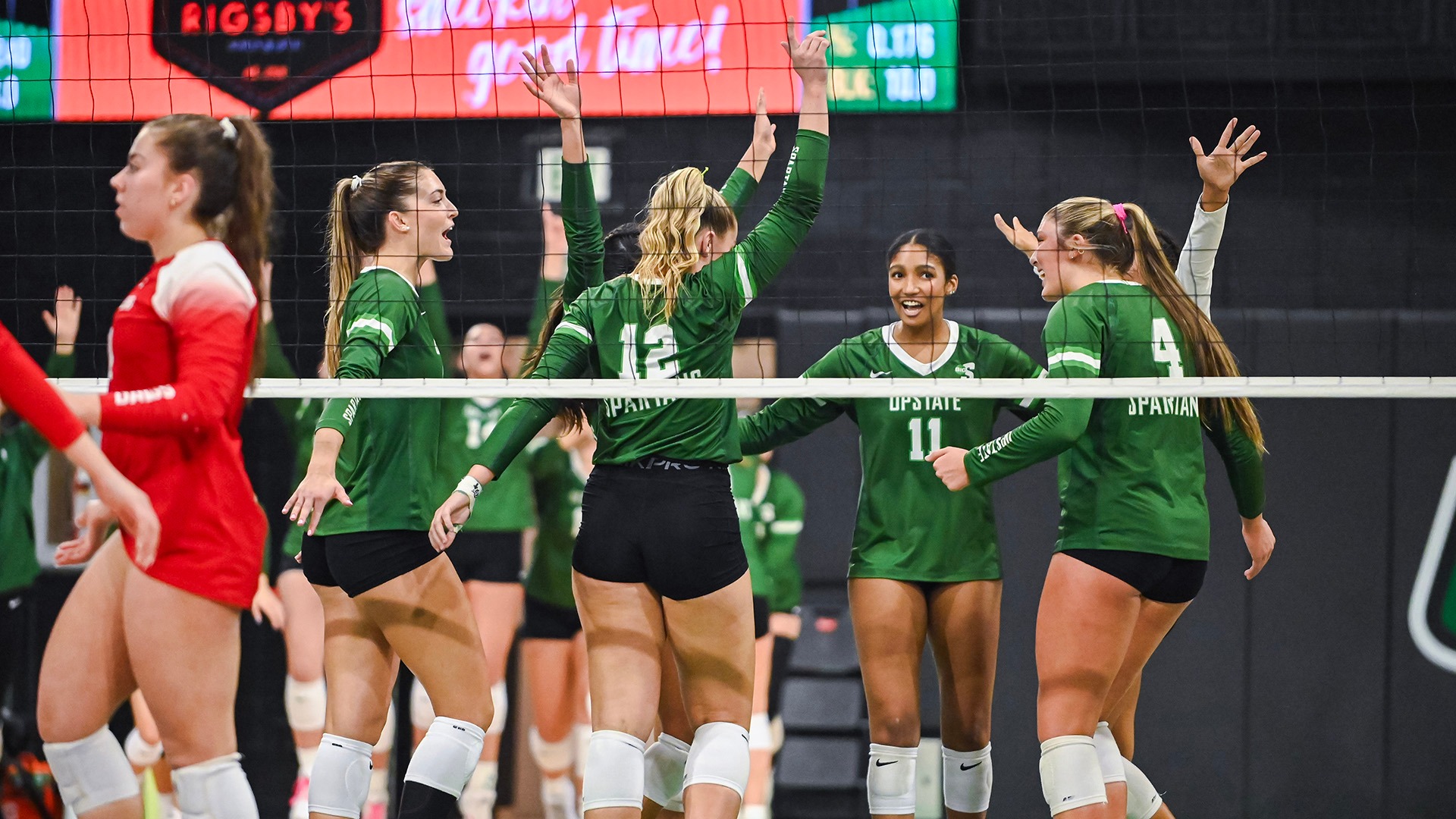 Team Celebration Post-Point vs. Gardner-Webb Set 4 2025 - NM