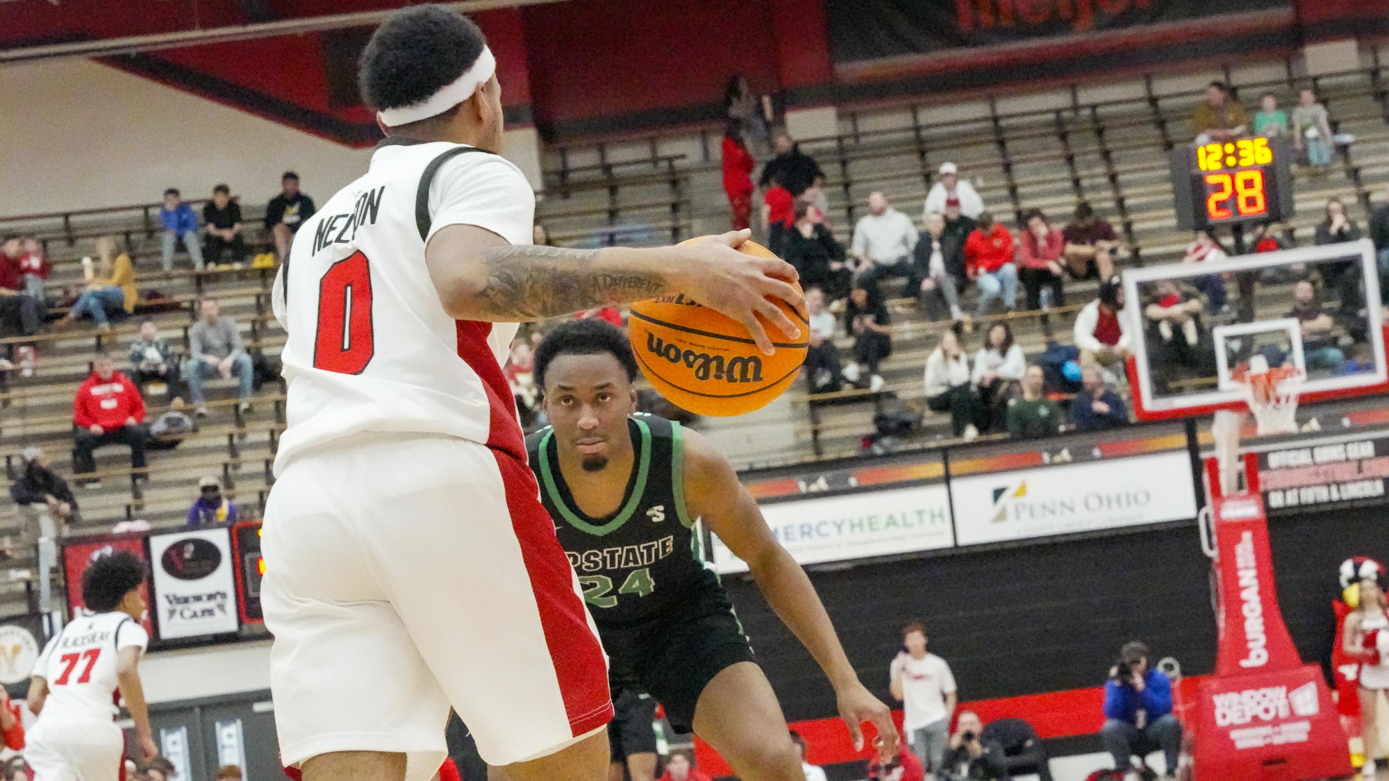 Chico Johnson defending fullcourt against YSU (12/20/25)