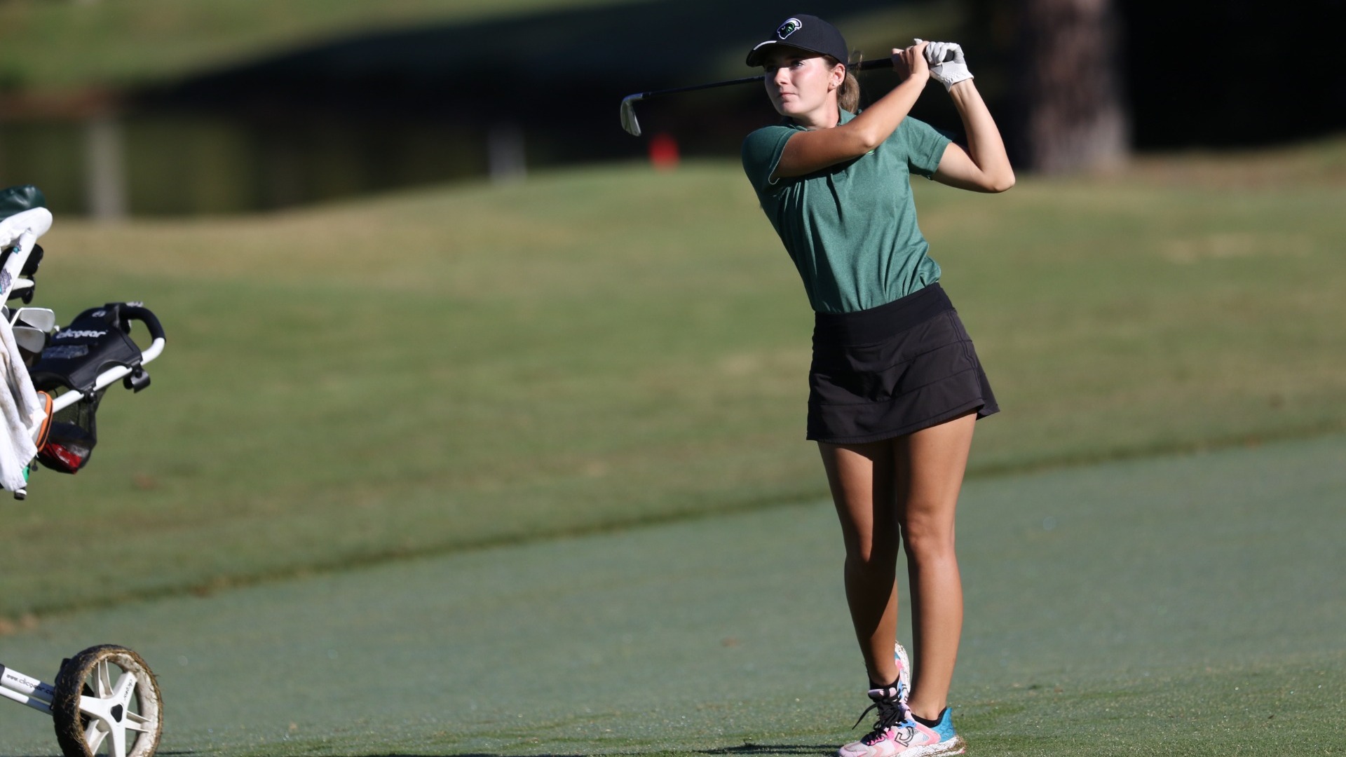Olivia Shields on fairway Terrier Intercollegiate