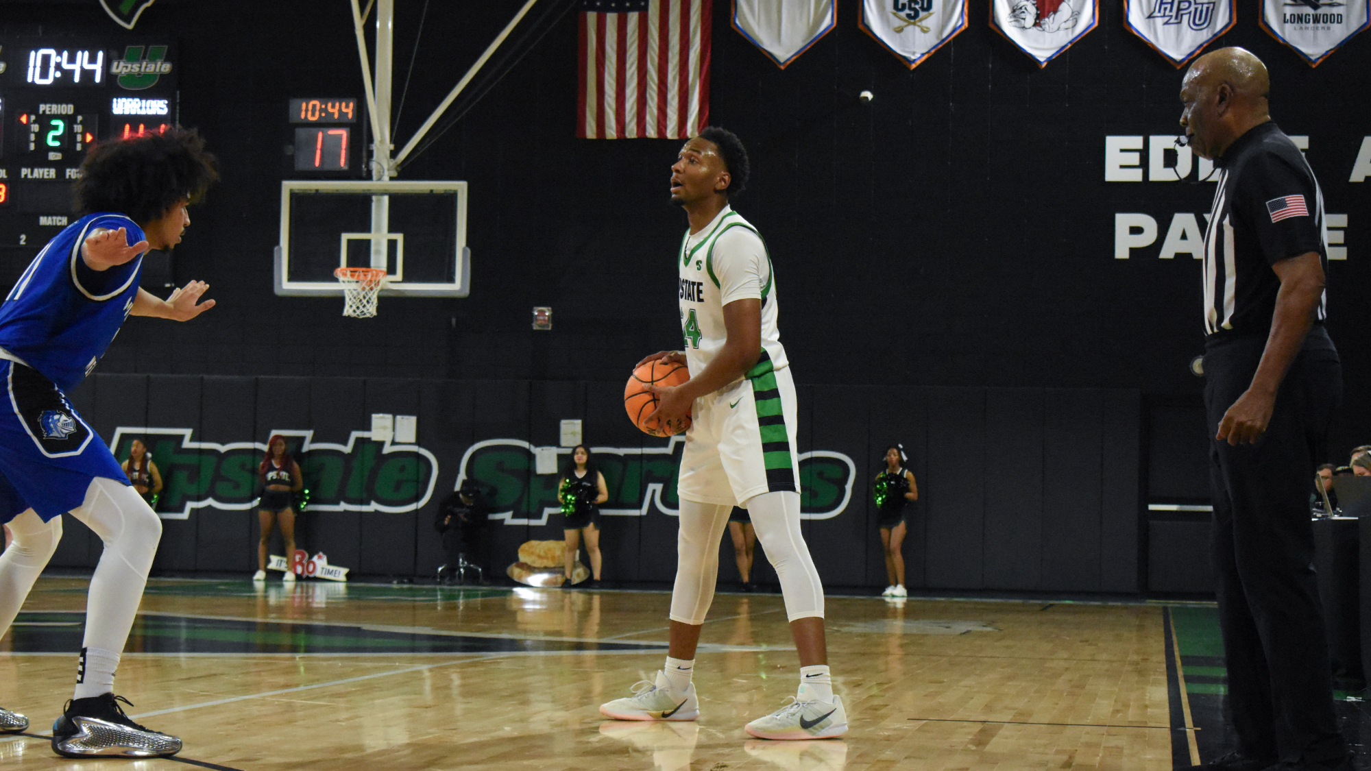 Chico Johnson running the offense against Southern Wesleyan