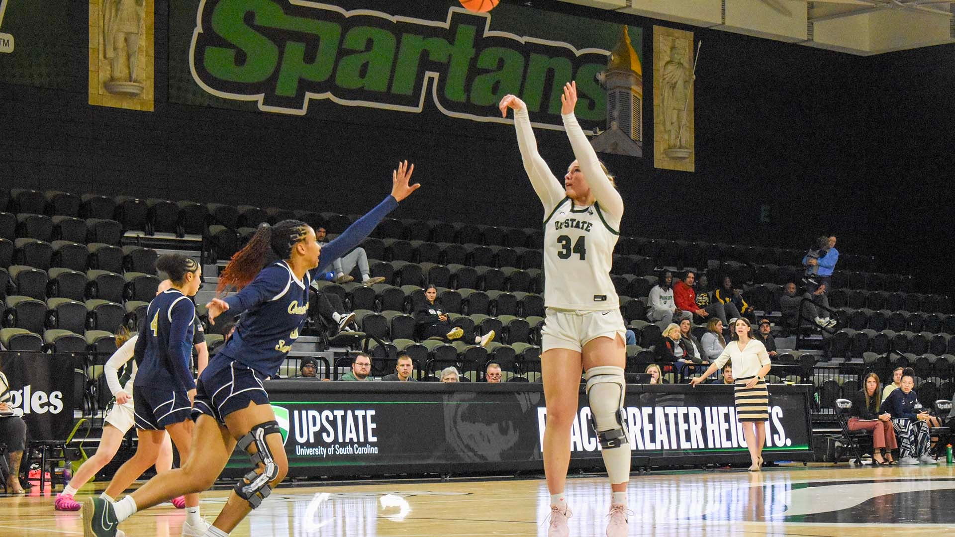 Vera Soderblom Jumper vs. Charleston Southern 3Q 2026 - CH