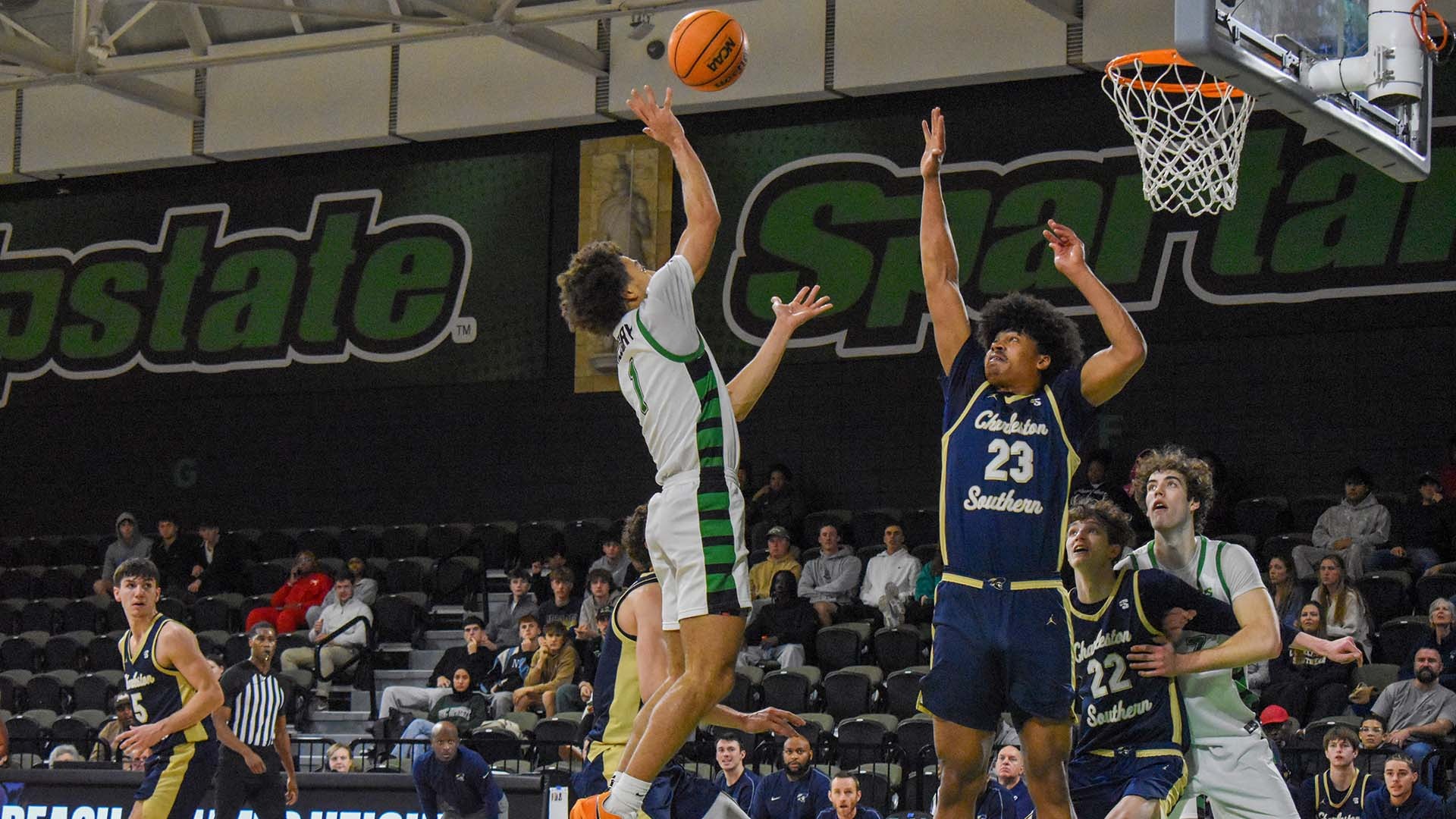 Karmani Gregory Hook Shot vs. Charleston Southern 1H 2026 - CH