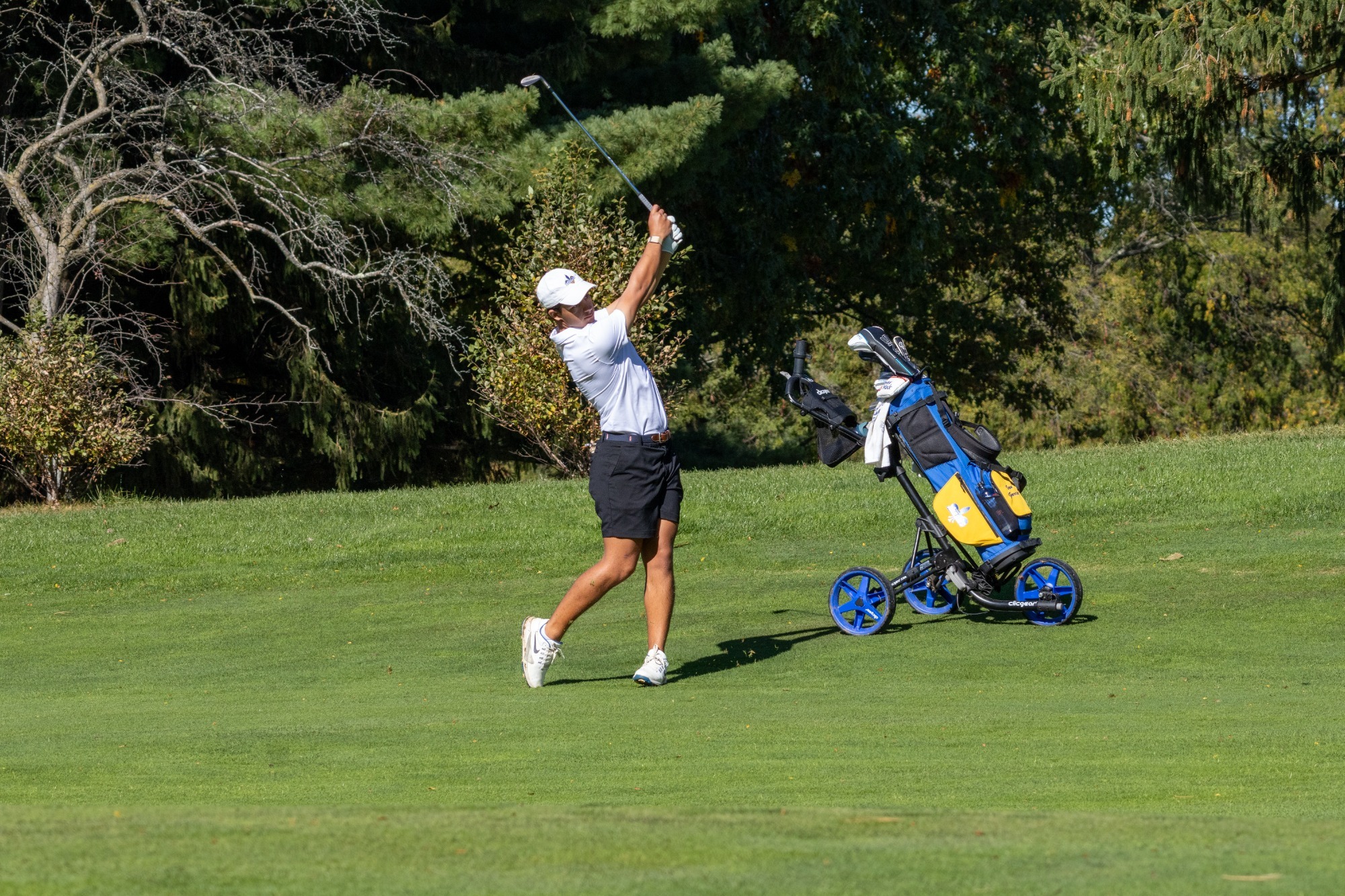 Ian Garcia Watching His Ball After a Shot