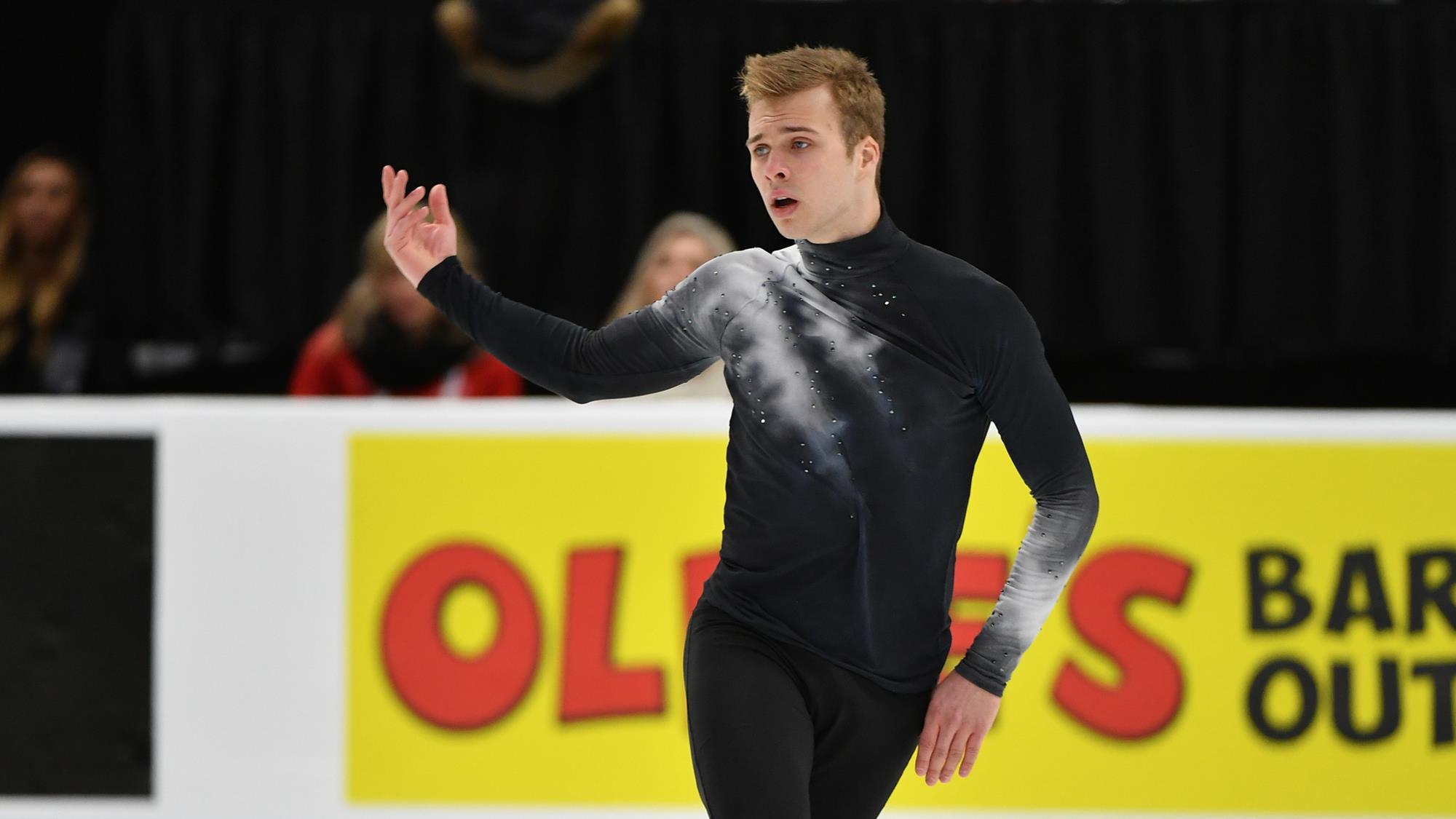 Alex Krasnozhon Feature
