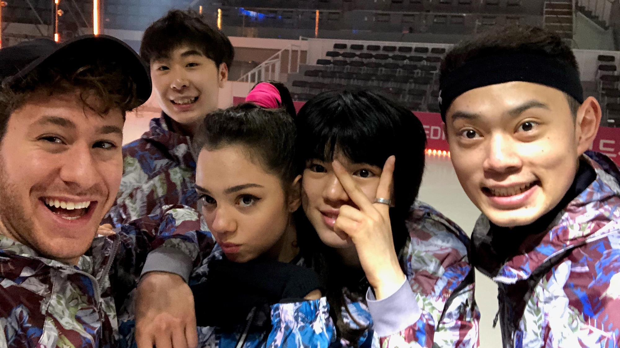 Jason Brown poses at a skating show with Boyang Jin, Evgenia Medvedeva, Junwhan Cha and Jin Yang  