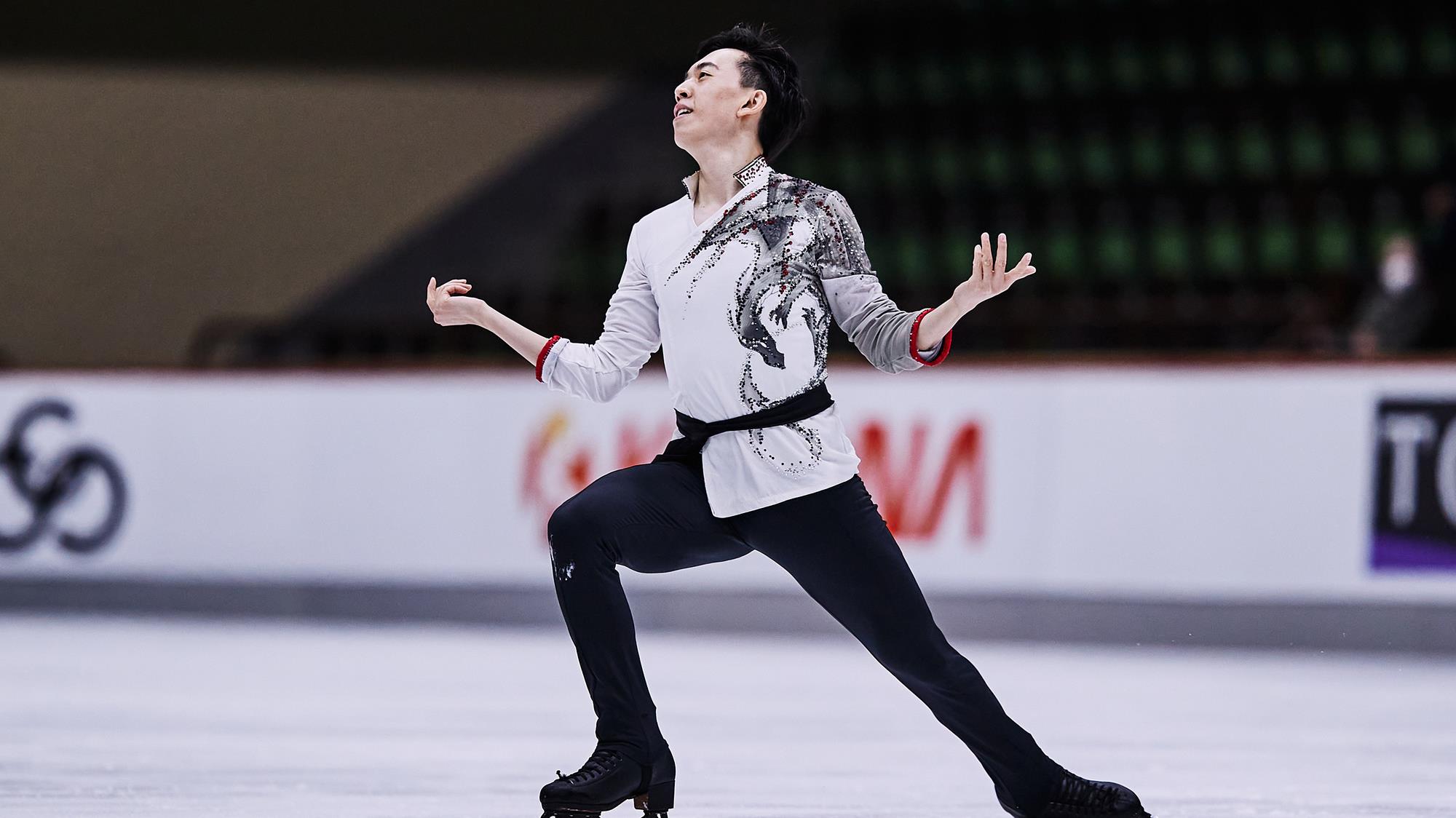 Vincent Zhou skates his free skate at 2021 Nebelhorn Trophy