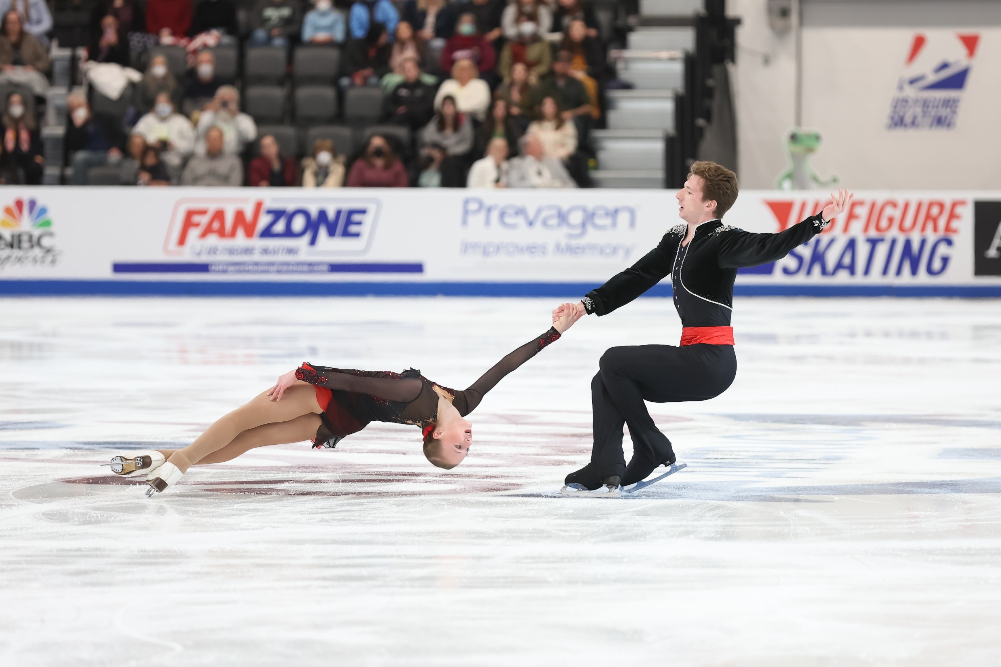 Maria Mokhova and Ivan Mokhov compete at 2022 Skate America