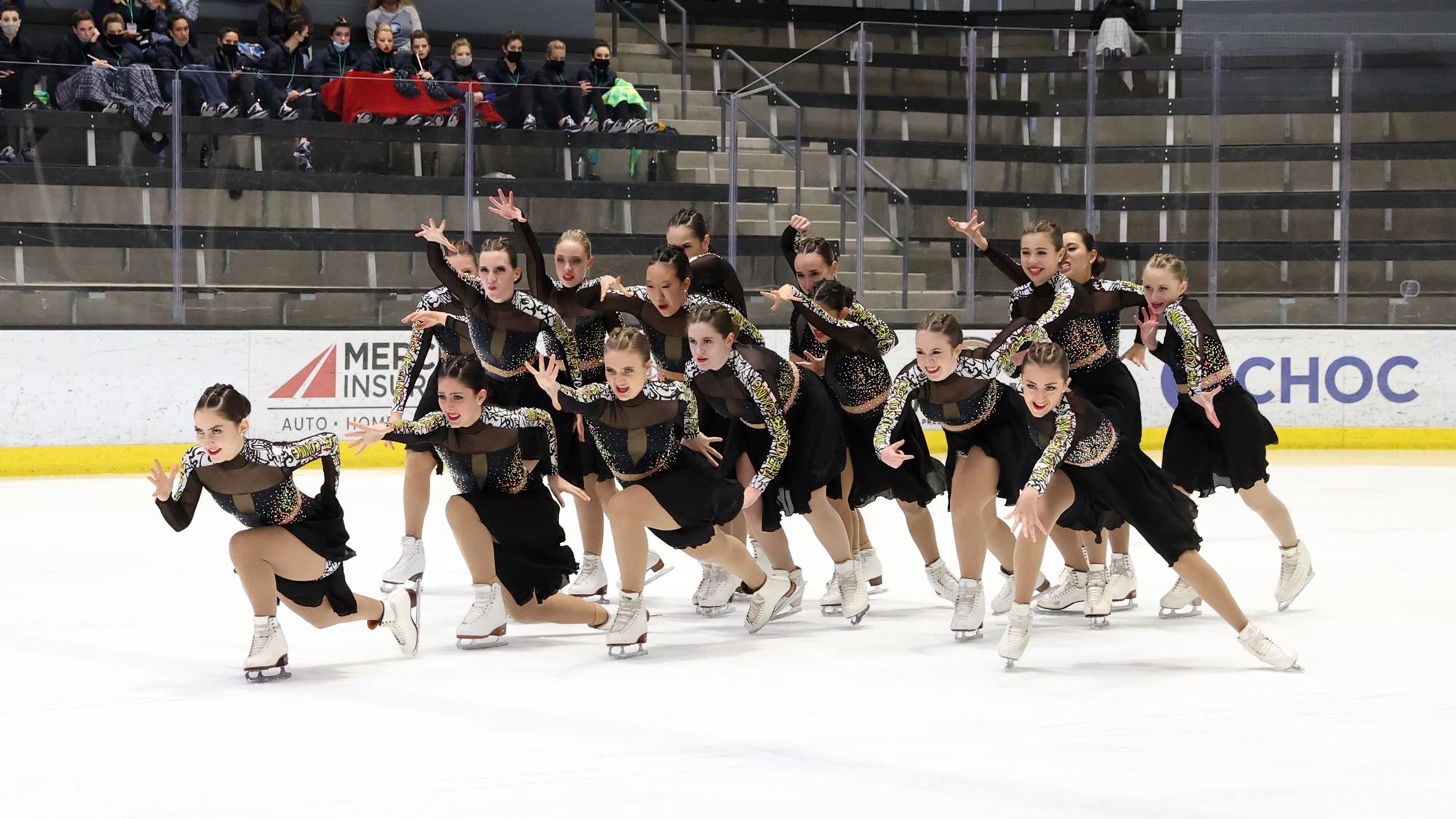 Skyliners perform in black dresses
