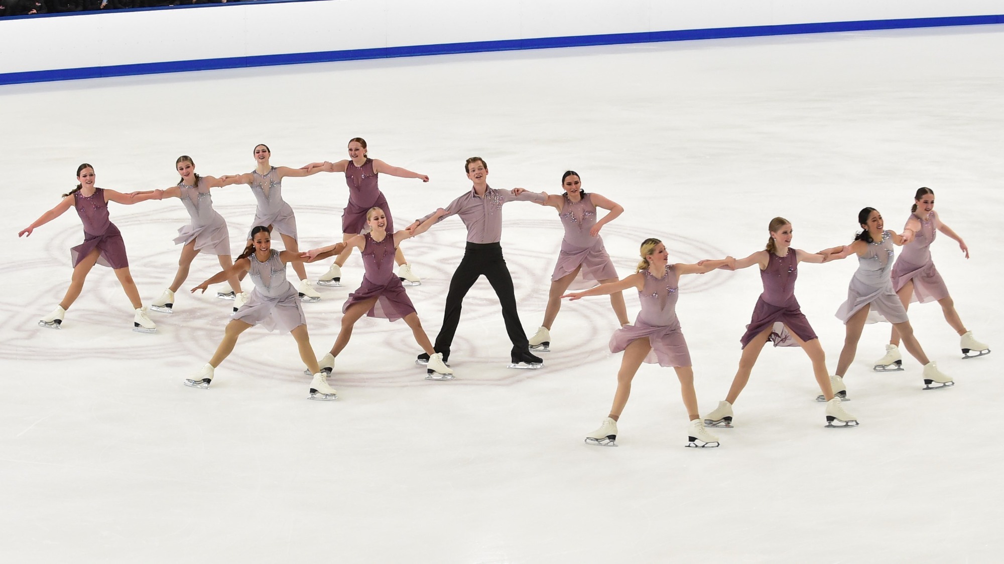 hayden-select-synchronized-skating-u-s-figure-skating-fan-zone
