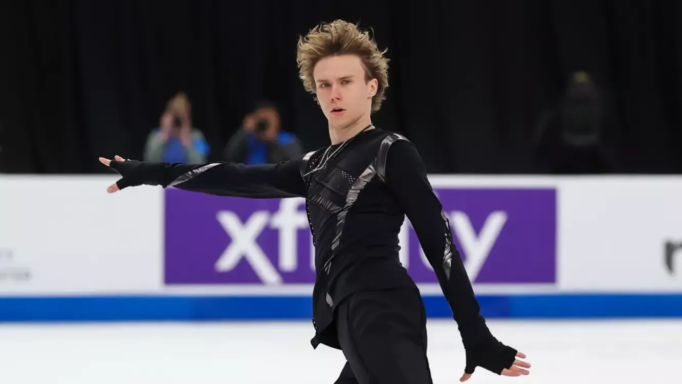 Daniel Martynov, the men's senior Challenger Series Cranberry Cup silver medalist