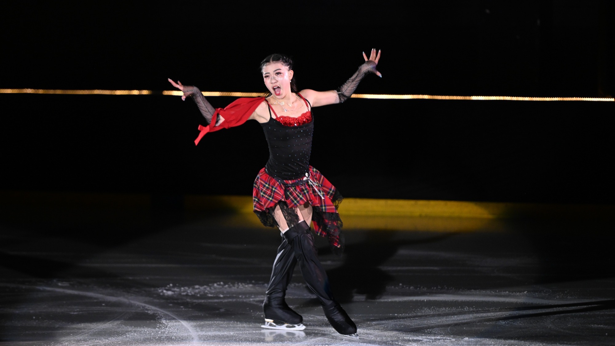 Weyna Chen skates to 