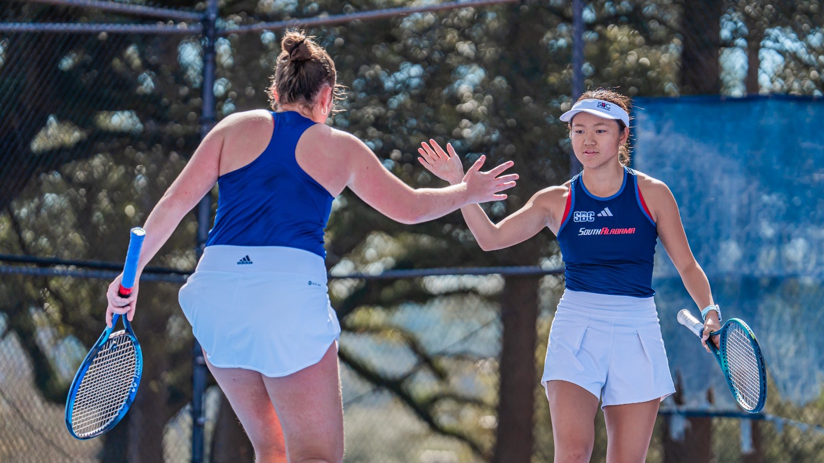 Jana Rovira & Rio Maeda