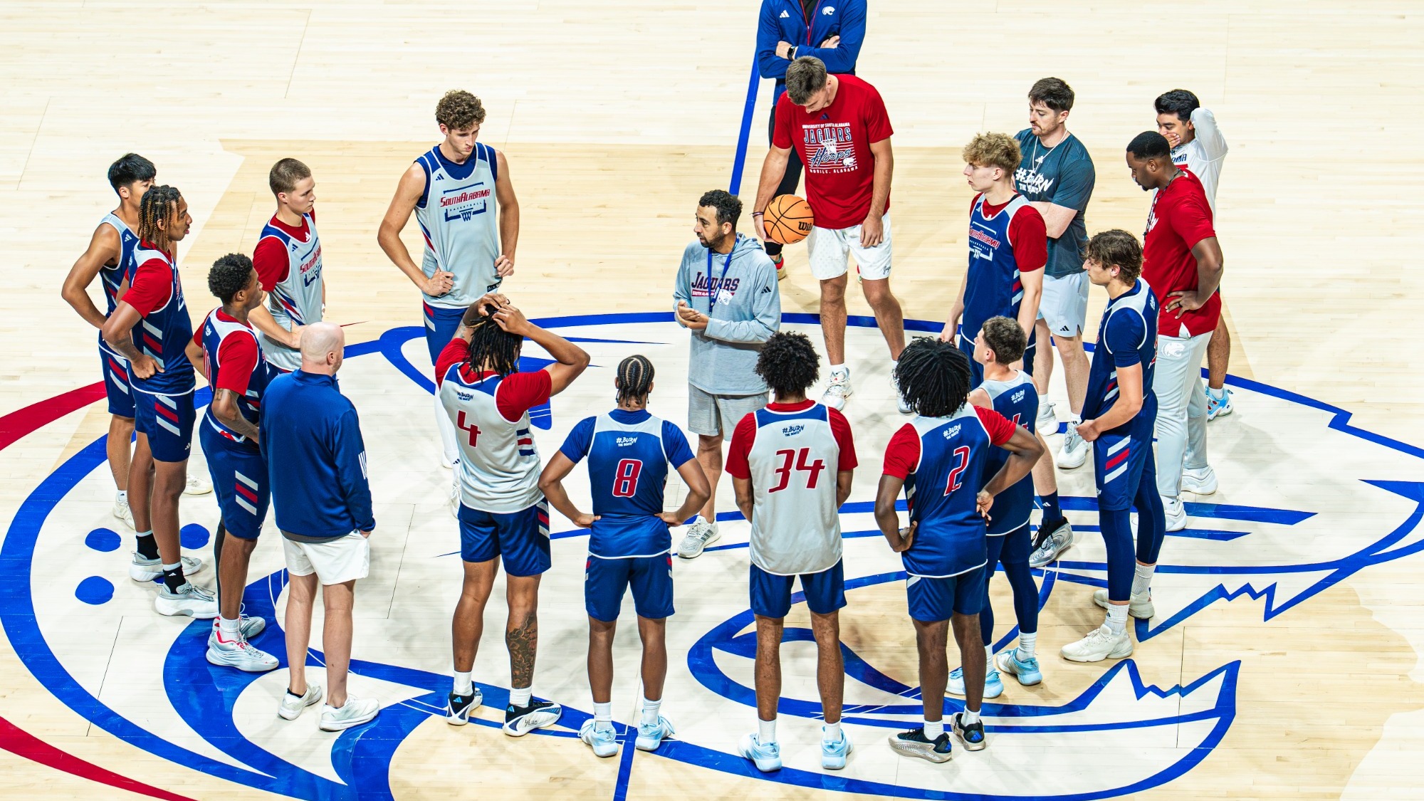 Men's Basketball 
