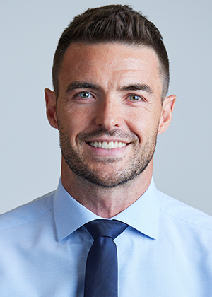 carlos moreno headshot