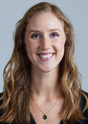casey schoenlein headshot