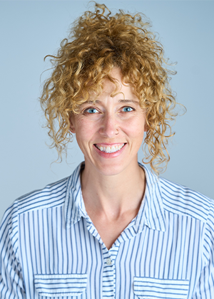 Megan Kalmoe Head Shot