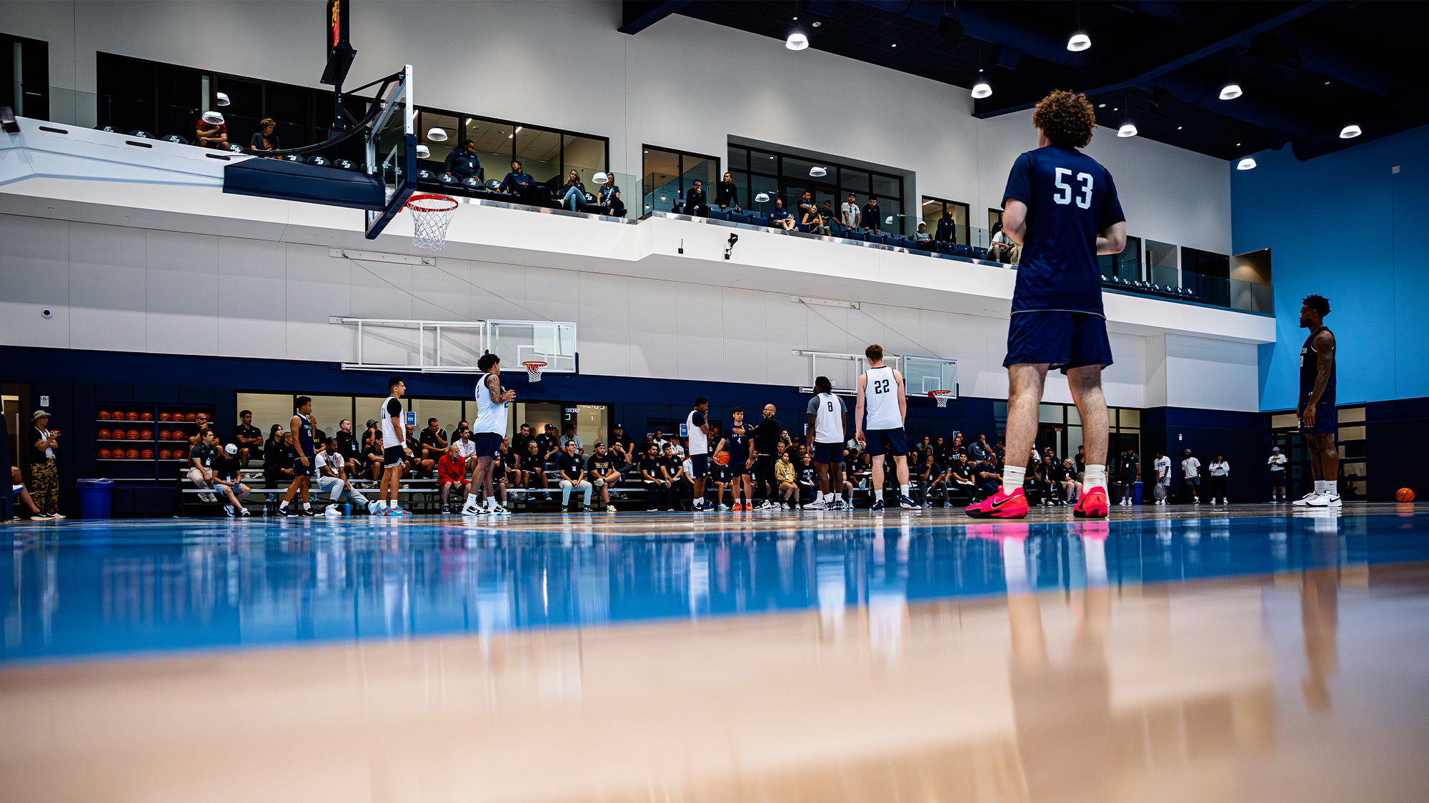 With a brand-new facility as a backdrop, some of the nation’s top basketball minds came together in America’s Finest City last Saturday for USD’s first-ever Coaches Clinic on the hardwood.
