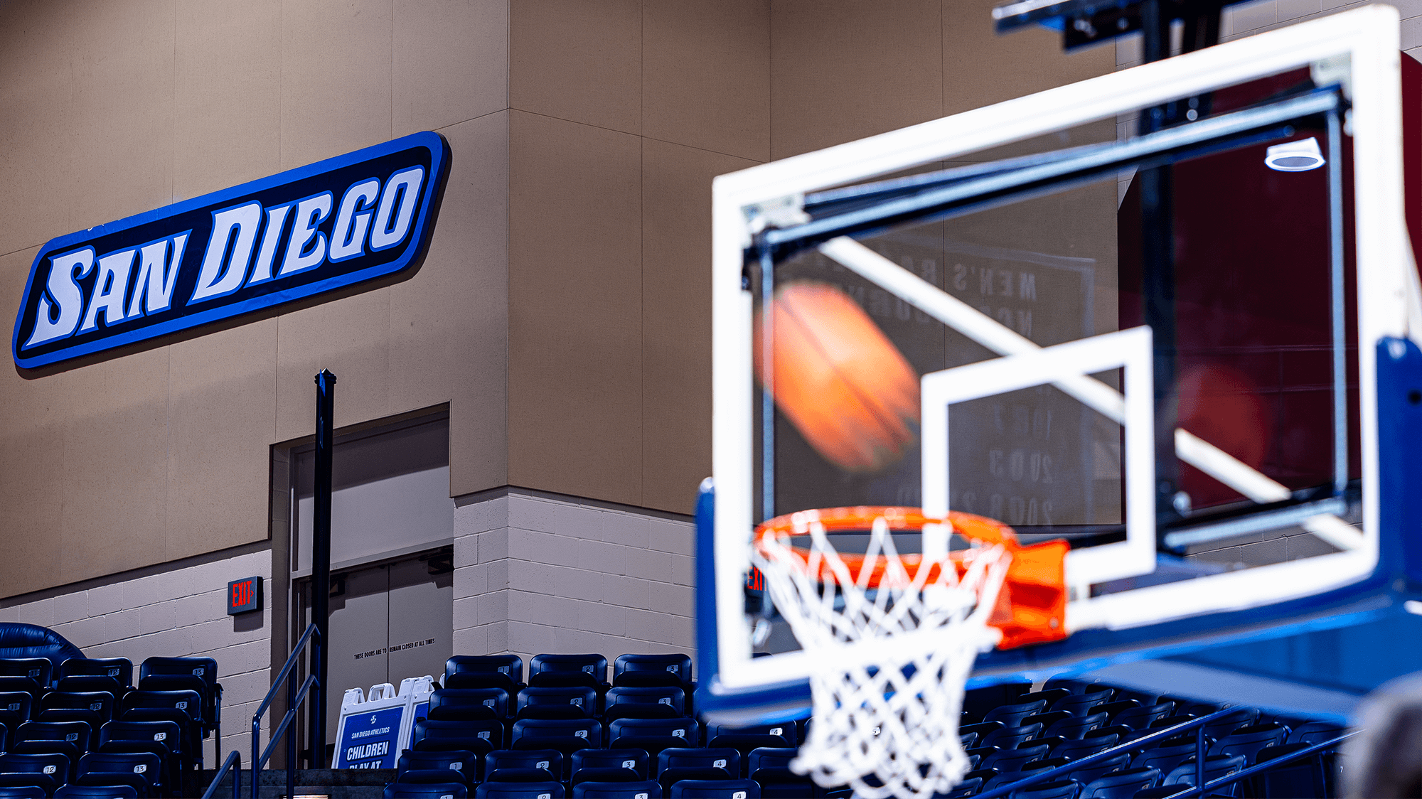 usd men's basketball - jenny craig pavilion