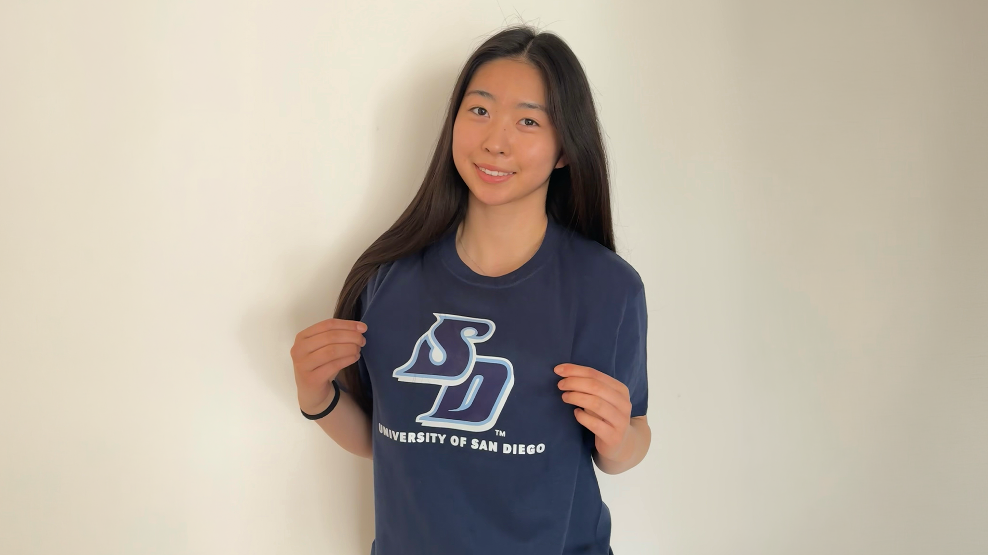 jocelyn guo for usdtoreros.com