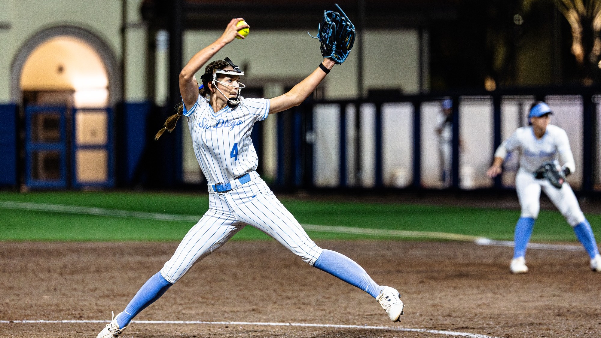 Kaitlyn Bartlow pitching