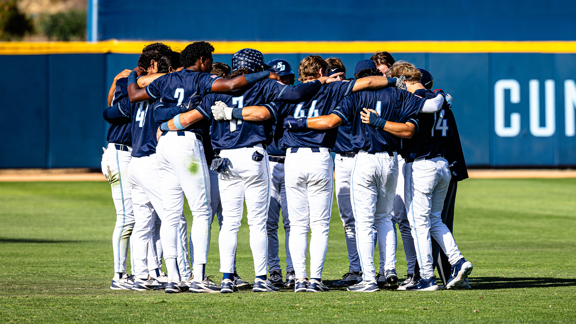 usd baseball team huddle 2026