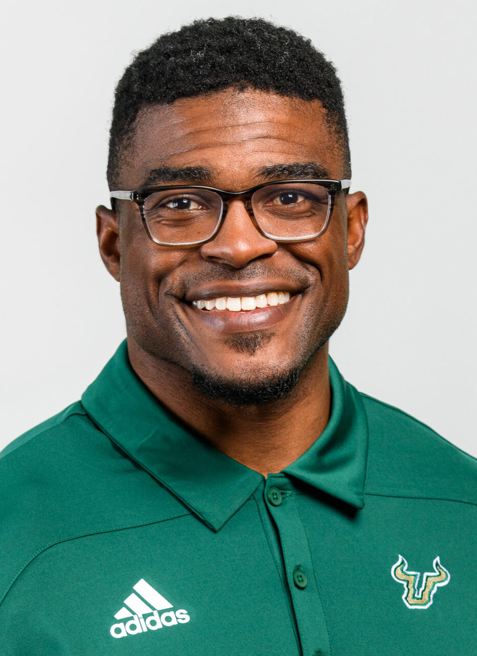 Ernie Sims (H.21)