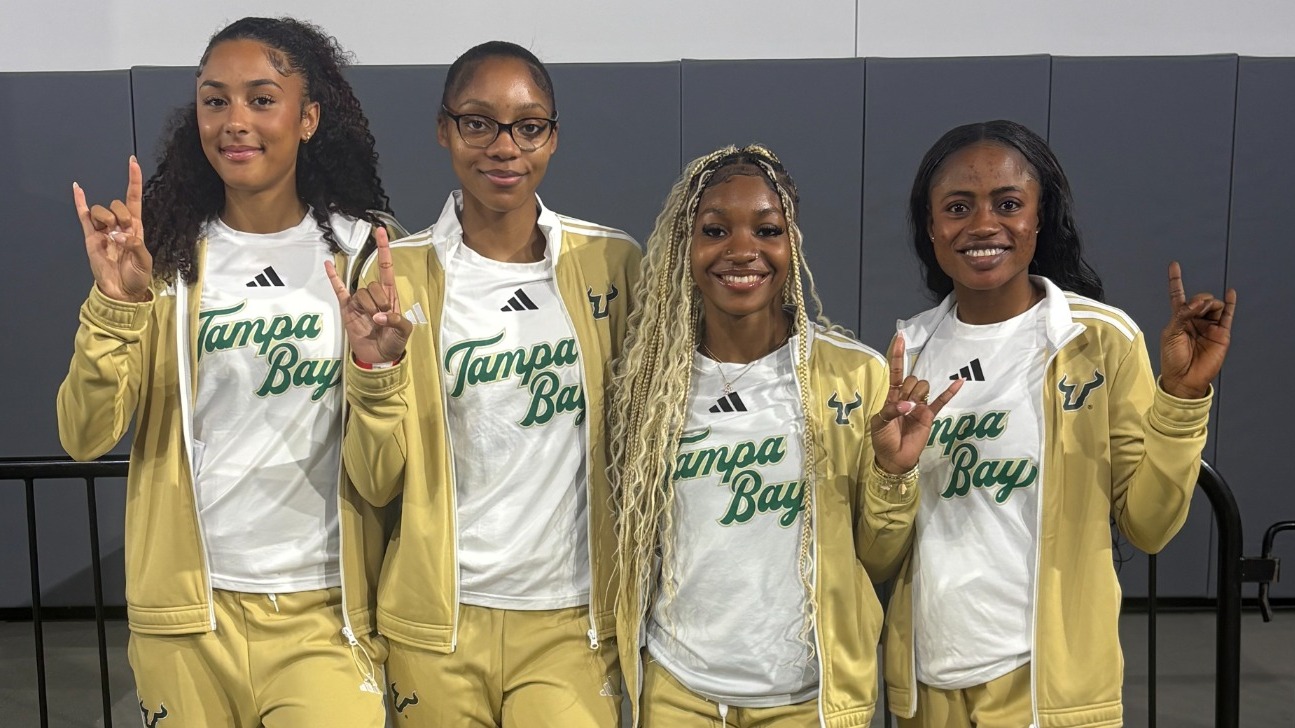 T&F - PNC Lenny Lyles - W 4x400m Relay