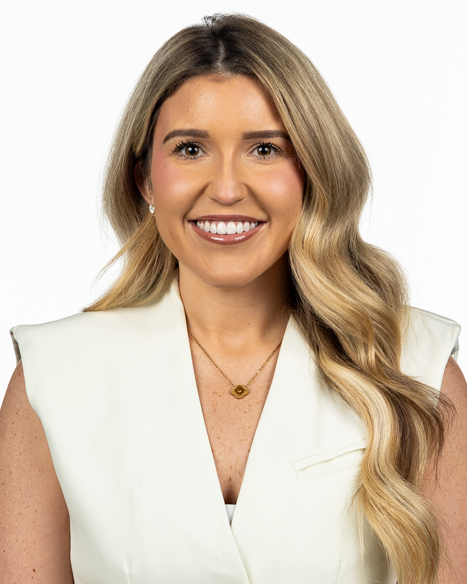 Jes Hryn headshot taken on January 6, 2026.