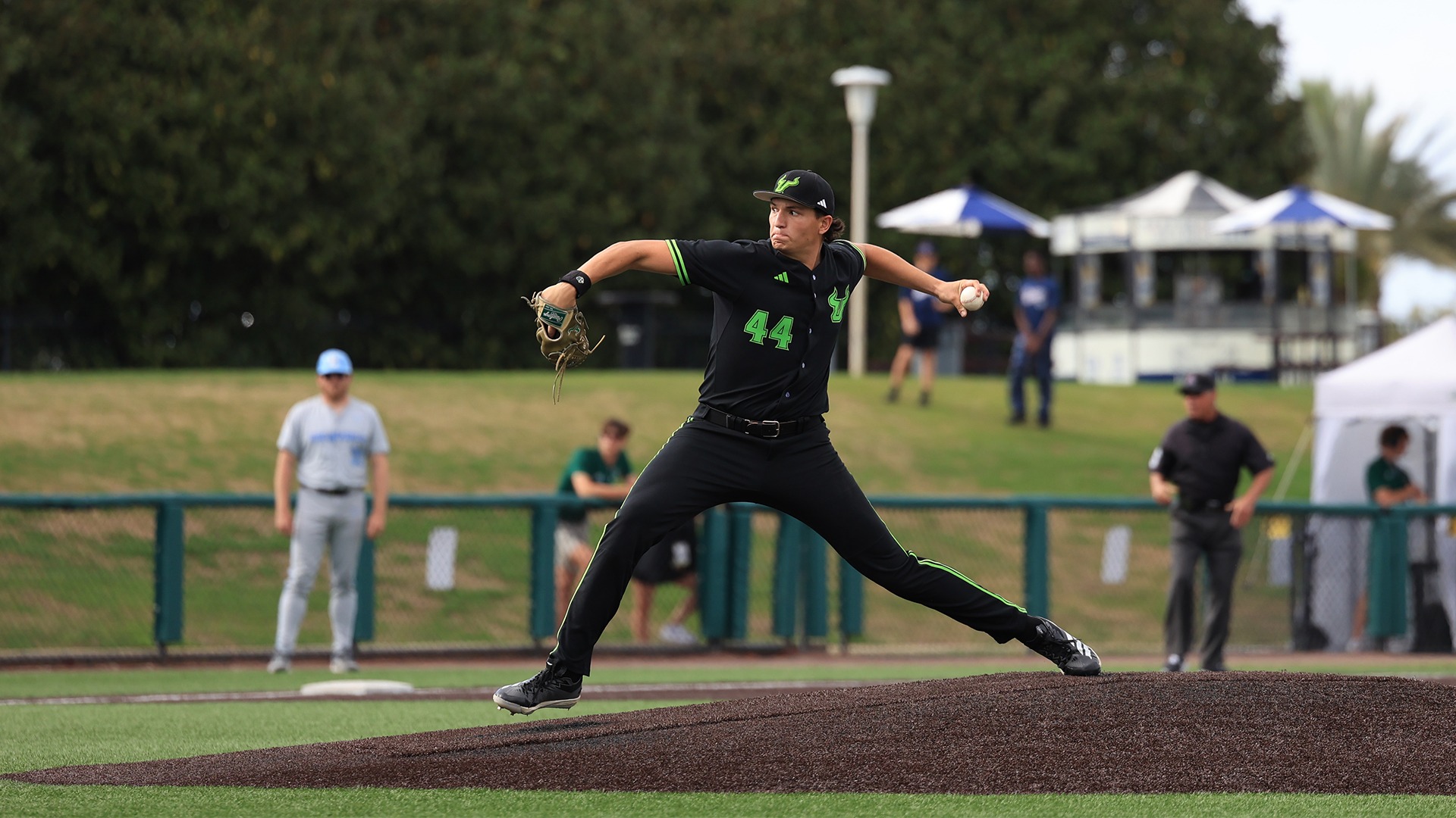 Edwin Alicea starting on the mound