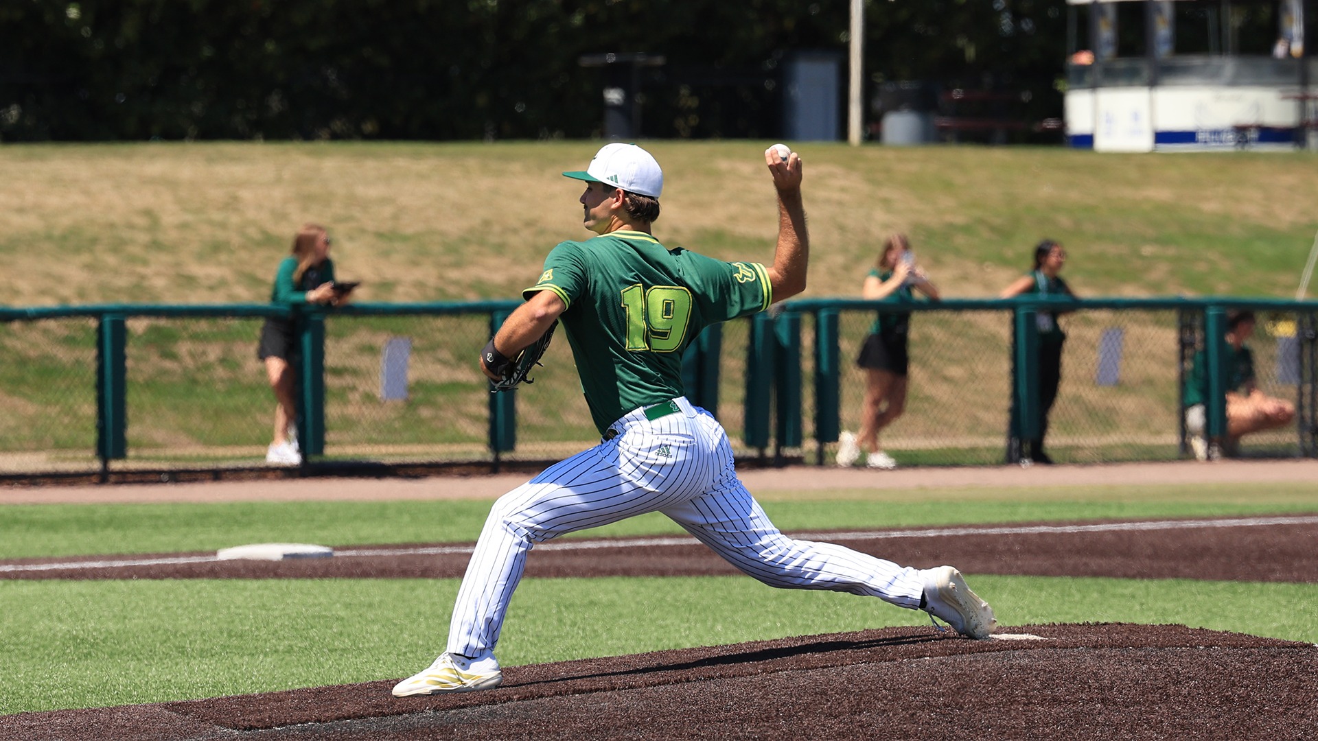 Michael Senay pitching