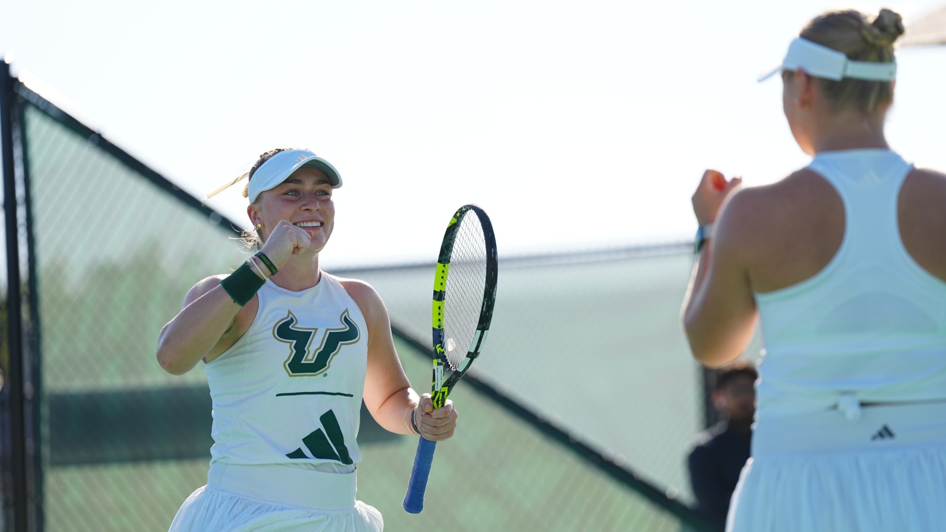 Sienna Leeson vs. Brown 