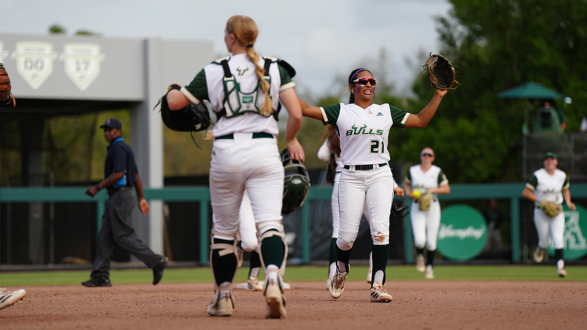 Kathy Garcia-Soto celebration against Wichita State