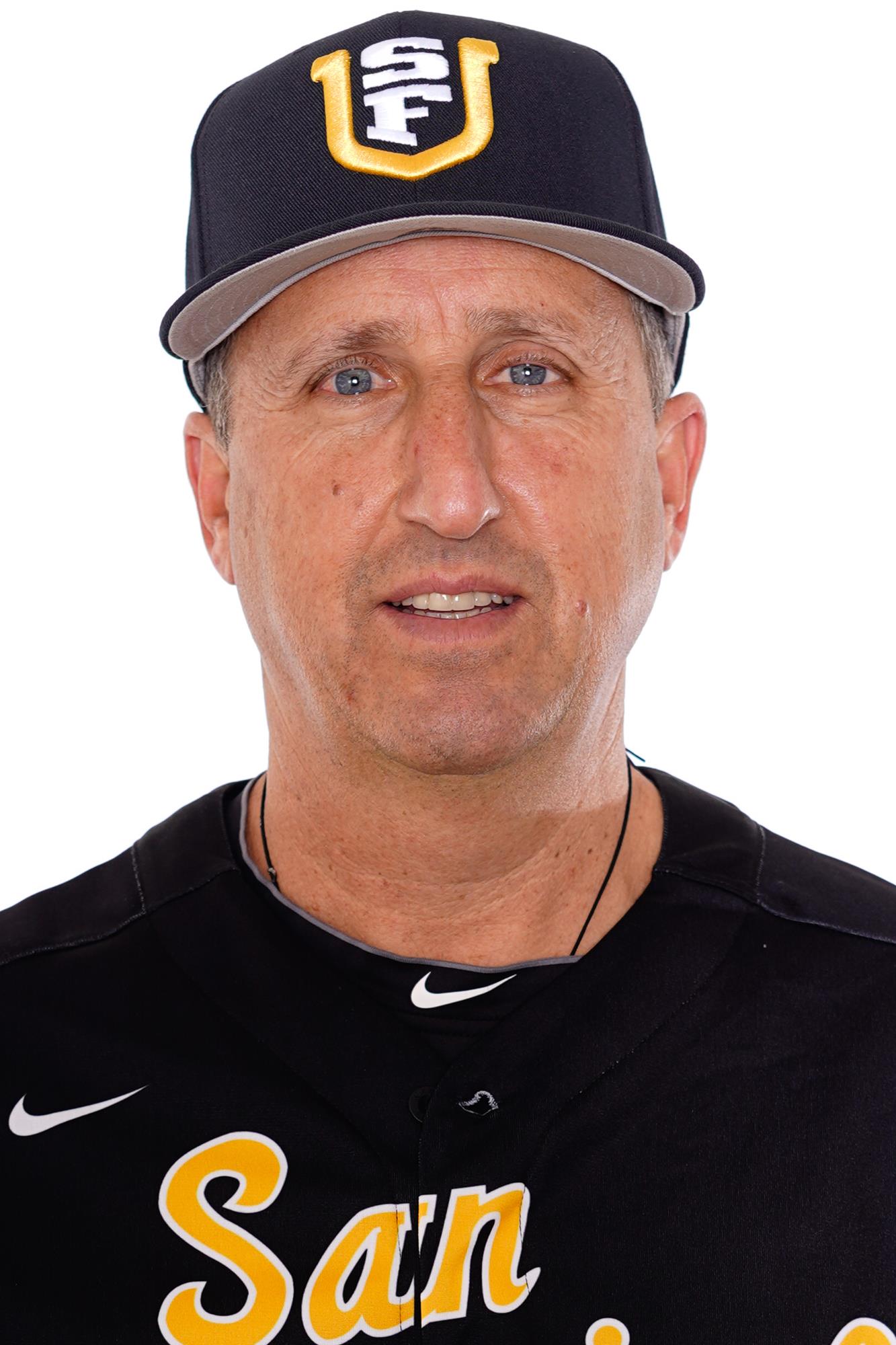 1/17/20: USF BSB Media Day at Benedetti Diamond in San Francisco, CA.  Image by Chris M. Leung for USF Dons Athletics