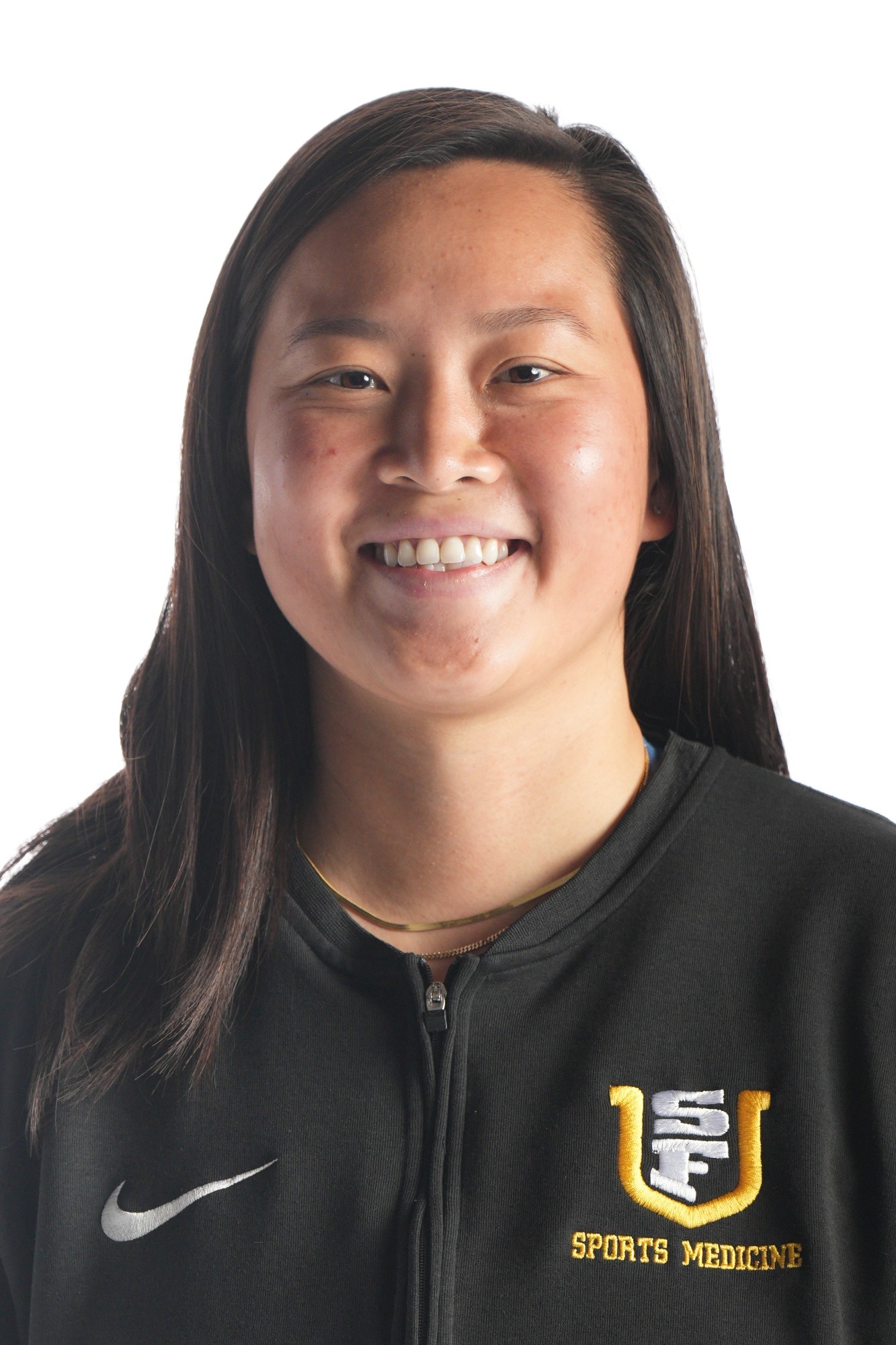 Oanh Ngo Headshot