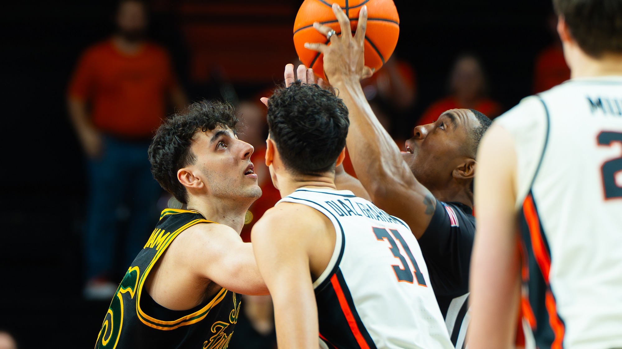 Guillermo Diaz Graham Jump Ball vs Brother at Oregon State December 2025