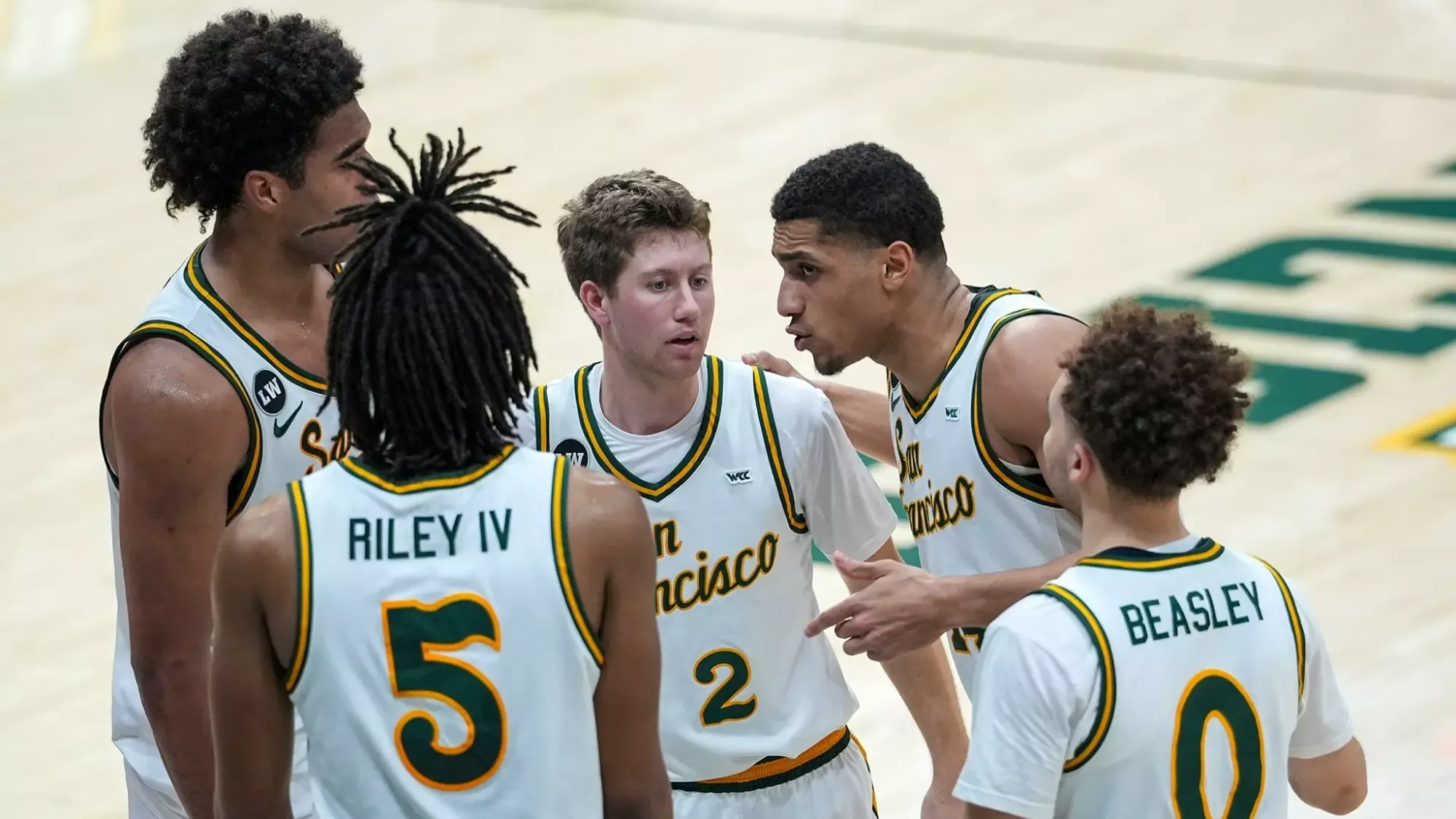 MBB Huddle vs. Morgan State December 2025
